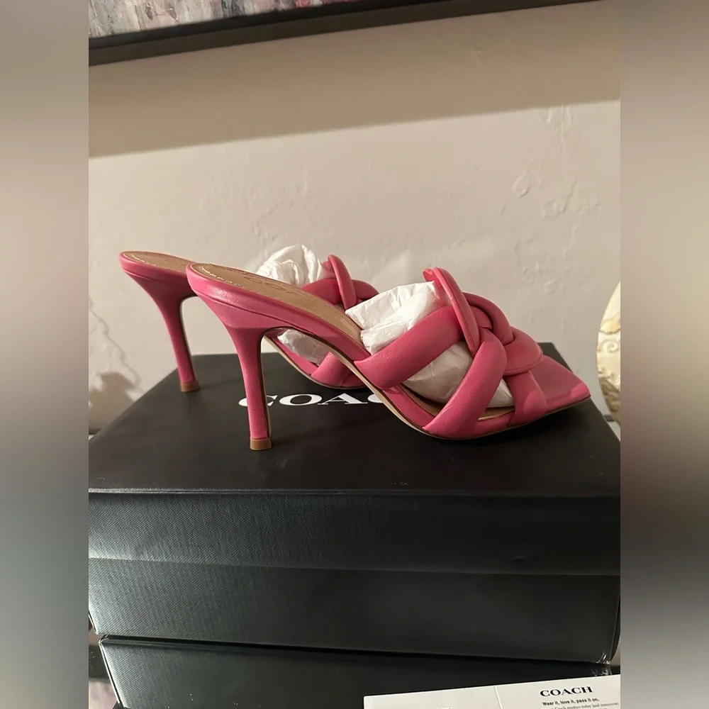New COACH heels - Picture 4 of 4